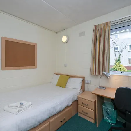 Castlewhite - Ucc Summer Beds شقة