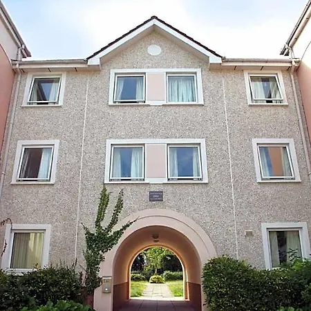 Castlewhite - Ucc Summer Beds Apartmán